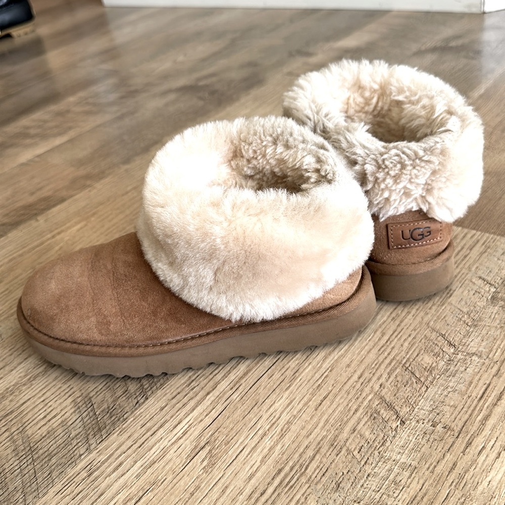 Uggs Mini Blakely size 7